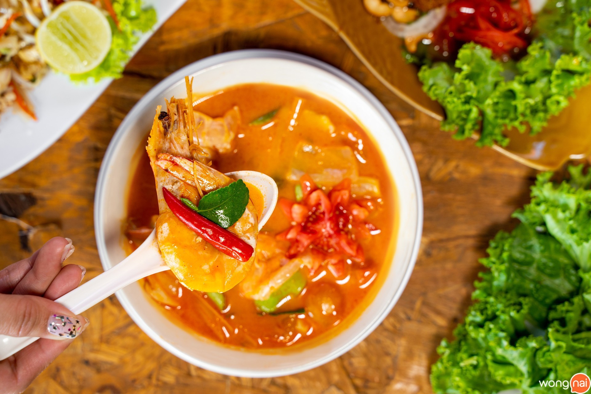 Papaya Mom ร้านอาหารเกาะหลีเป๊ะ กินซีฟู้ดสด ๆ จ๊วดส้มตำรสเด็ด