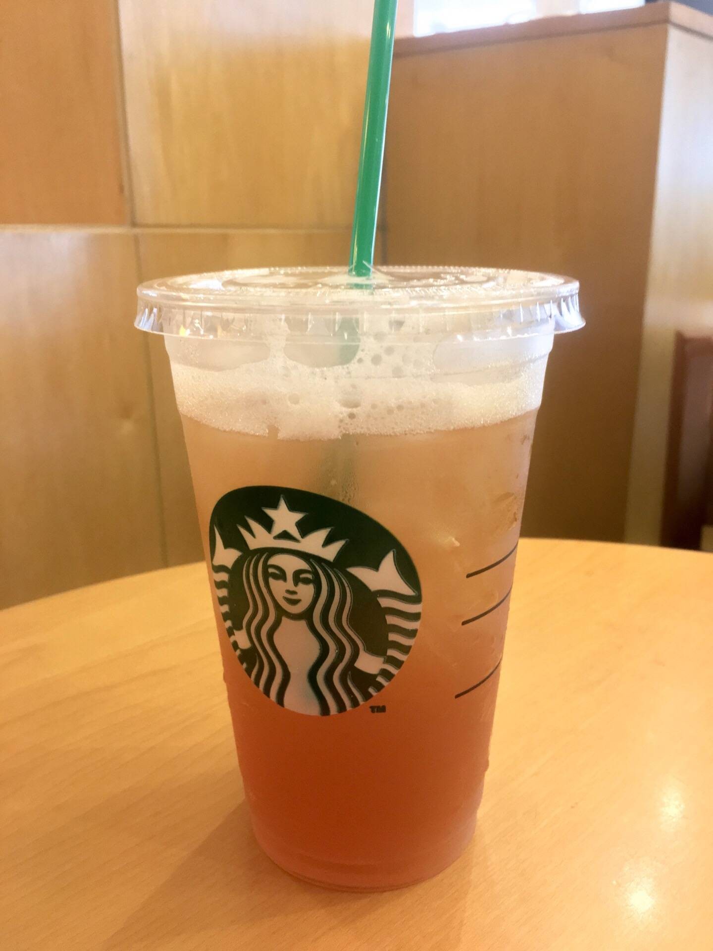 รีวิว Starbucks อิตัลไทย ทาวน์เวอร์ ‘Ice Lemon Tea’ ช่วยให้หายง่วง 😴
