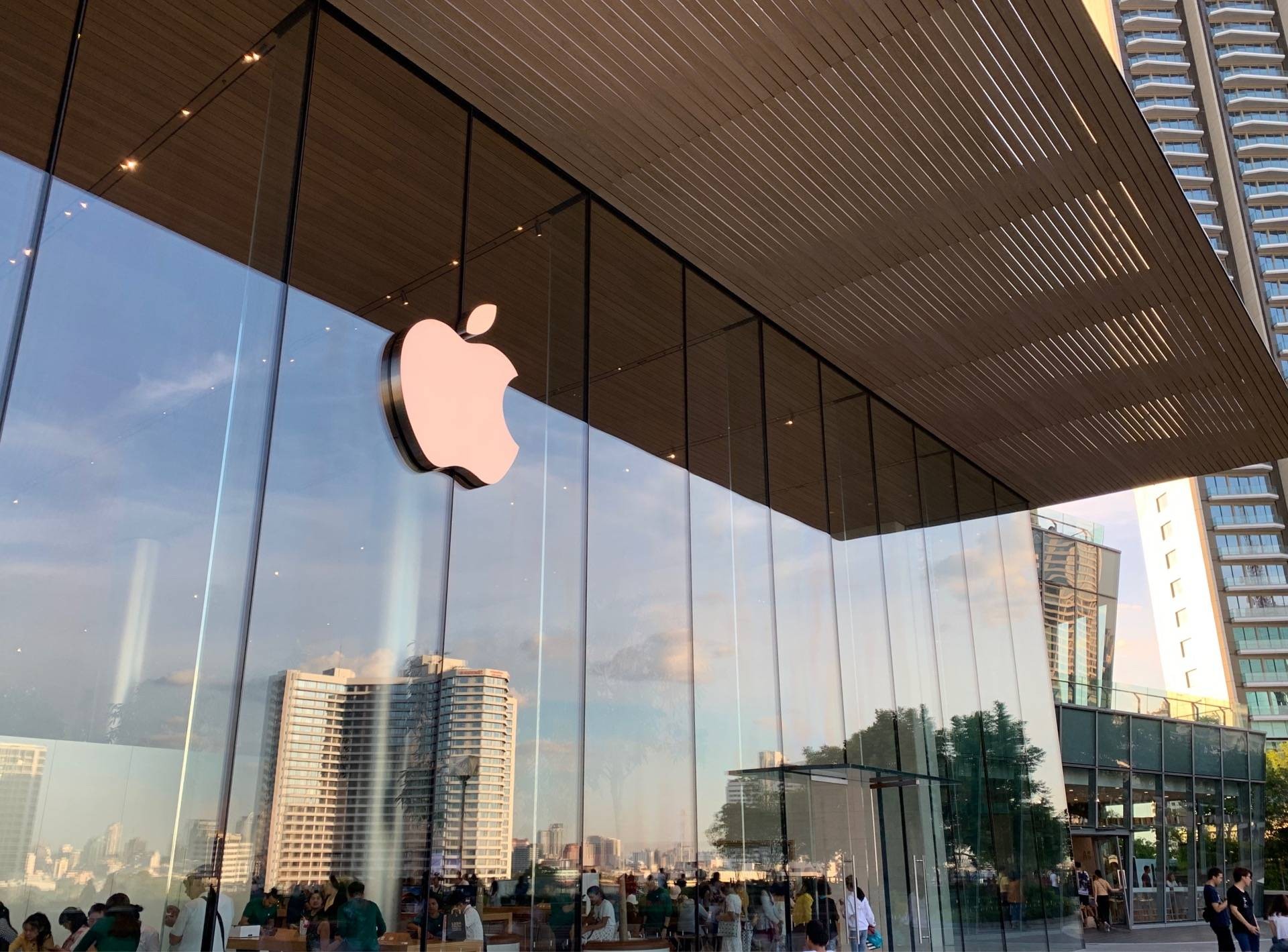 รูป Apple Store Iconsiam Wongnai