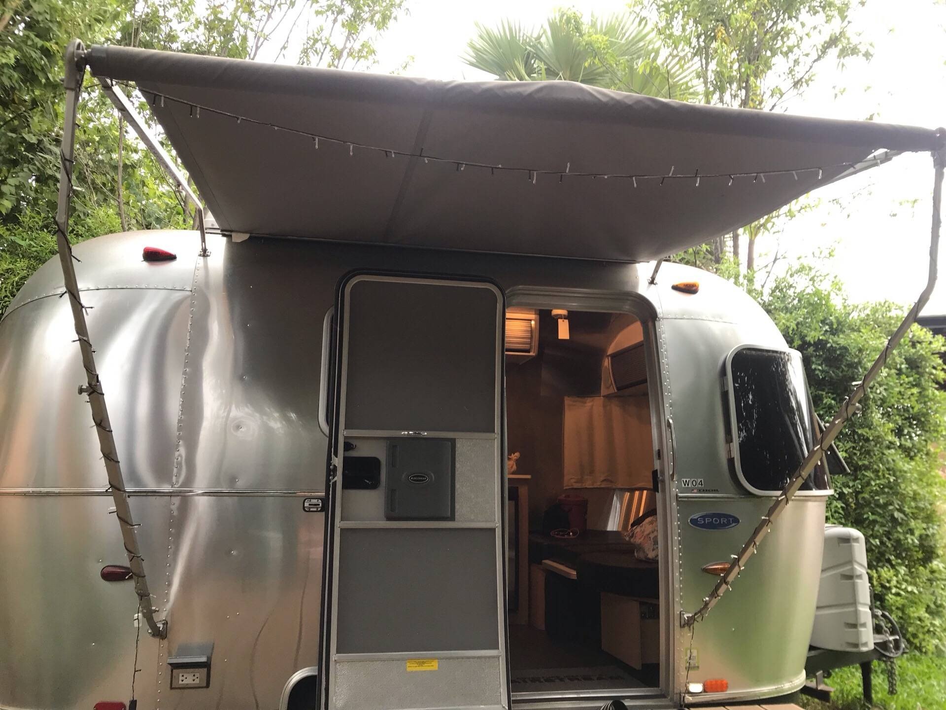 รีวิว Airstream Campsite - ที่พักรถบ้าน ปราณบุรี - Wongnai