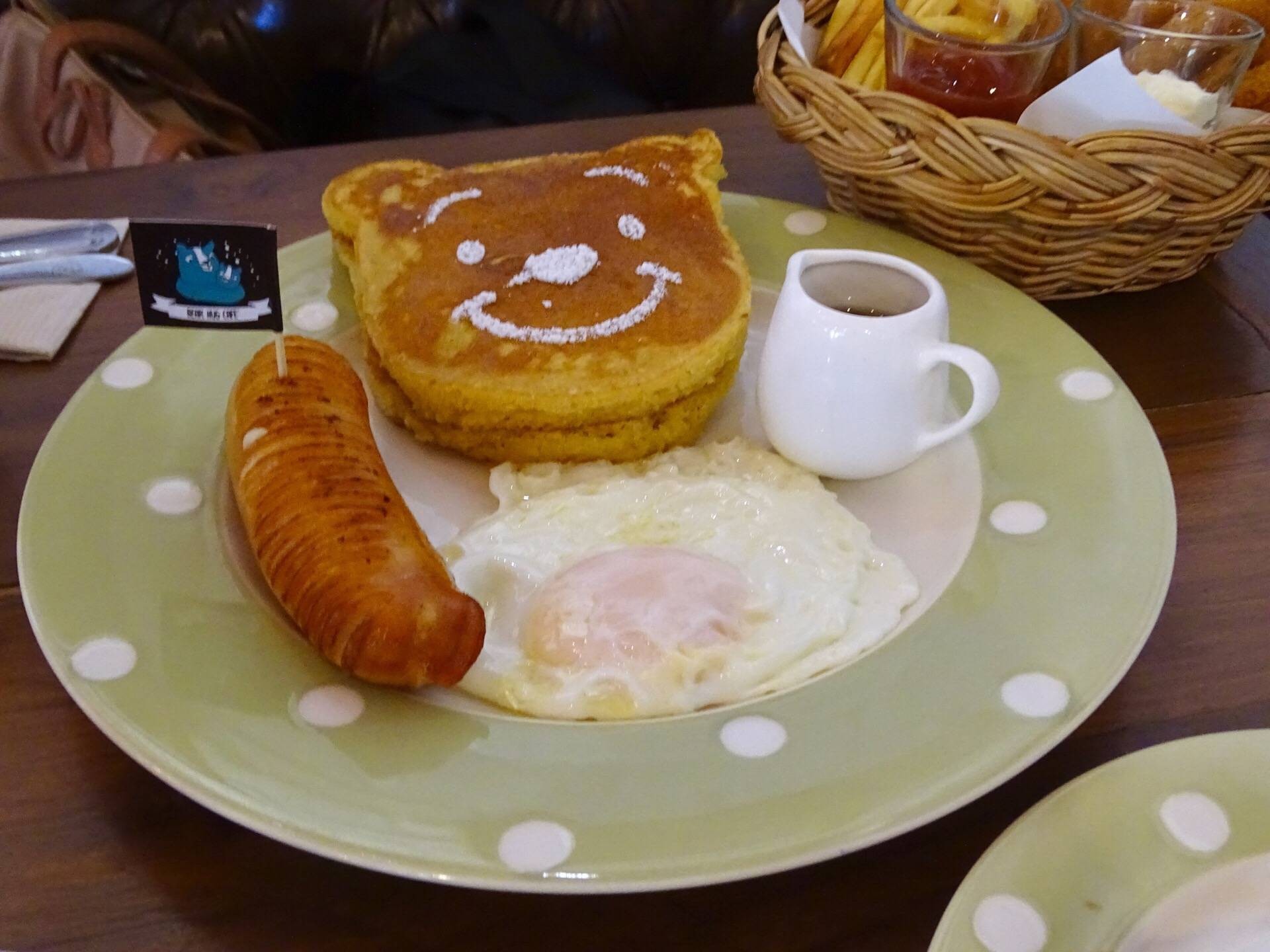 รูป Bear Hug Cafe' Wongnai