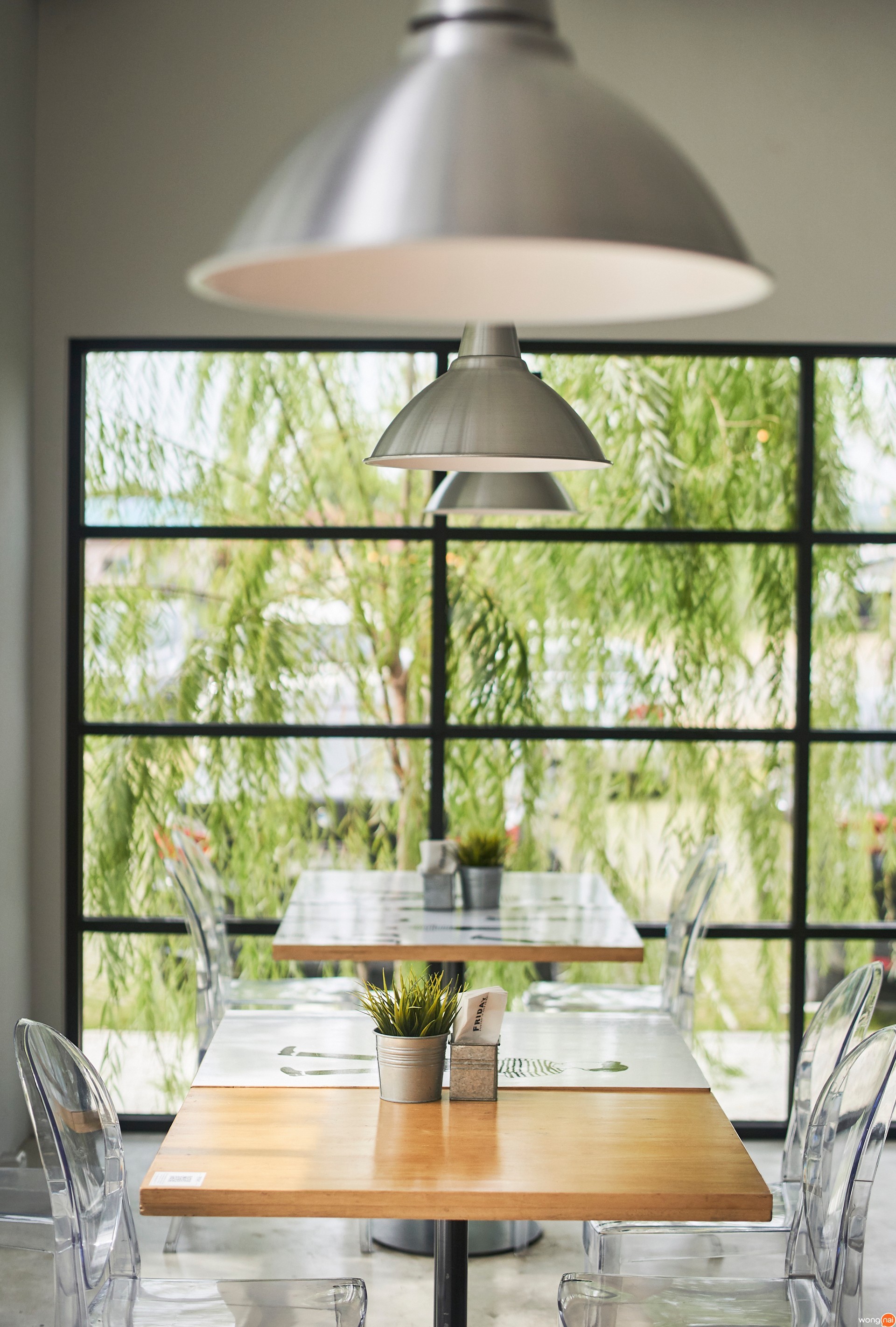 Friday Everyday คาเฟ่สัตหีบ บรรยากาศสุดชิก มุมถ่ายรูปเพียบ!