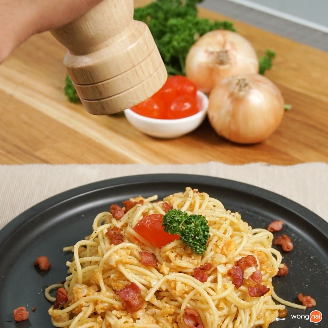สปาเก็ตตี้คาโบนาราไข่เค็ม สปาเก็ตตี้คาโบนาราไข่เค็ม