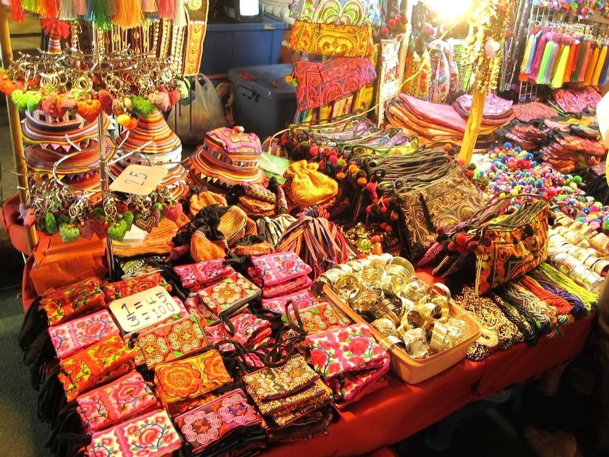 เชียงรายไนท์บาร์ซ่า-ที่เที่ยวเชียงราย