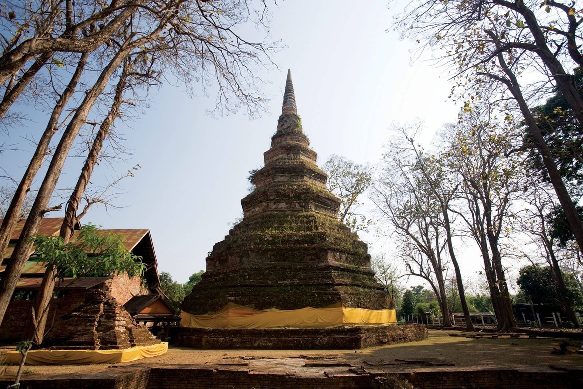 วัดพระธาตุเจดีย์หลวง-ที่เที่ยวเชียงราย