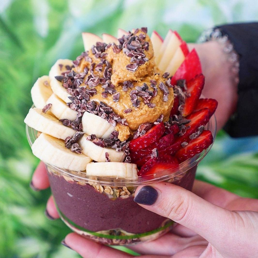 รีวิว Lovabowl Acai LIVE THE PEOPLE AND ACAI HERE. Massive bowl with