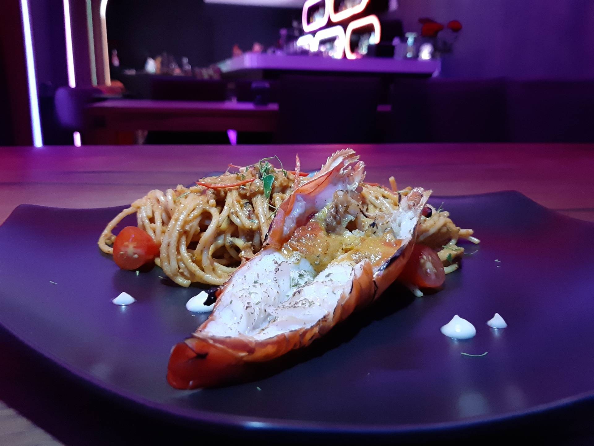 สปาเก็ตตี้ต้มยำกุ้งแม่น้ำ ร้าน The Lab Bar & Restaurant Wongnai