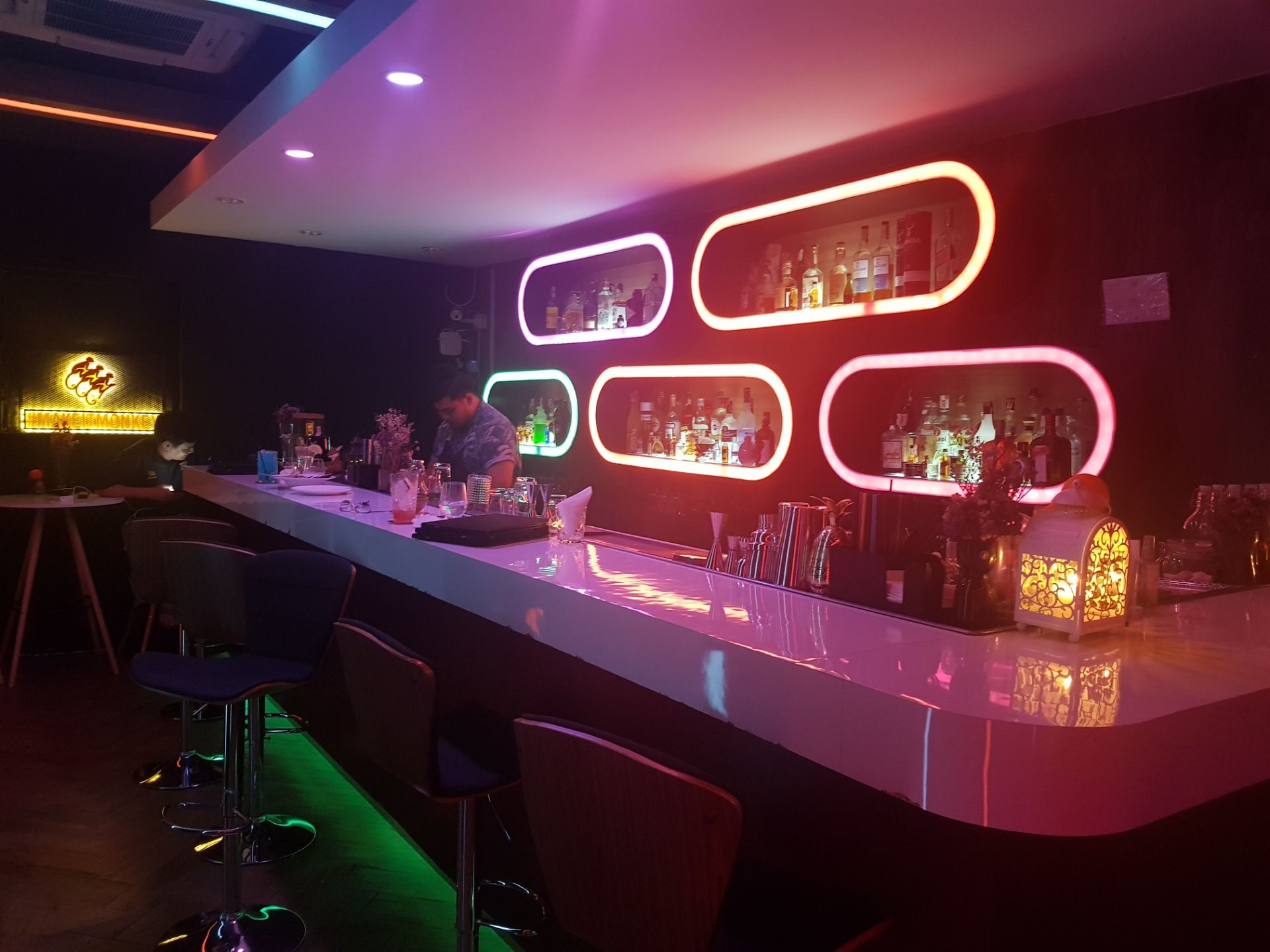 รูป The Lab Bar & Restaurant Wongnai