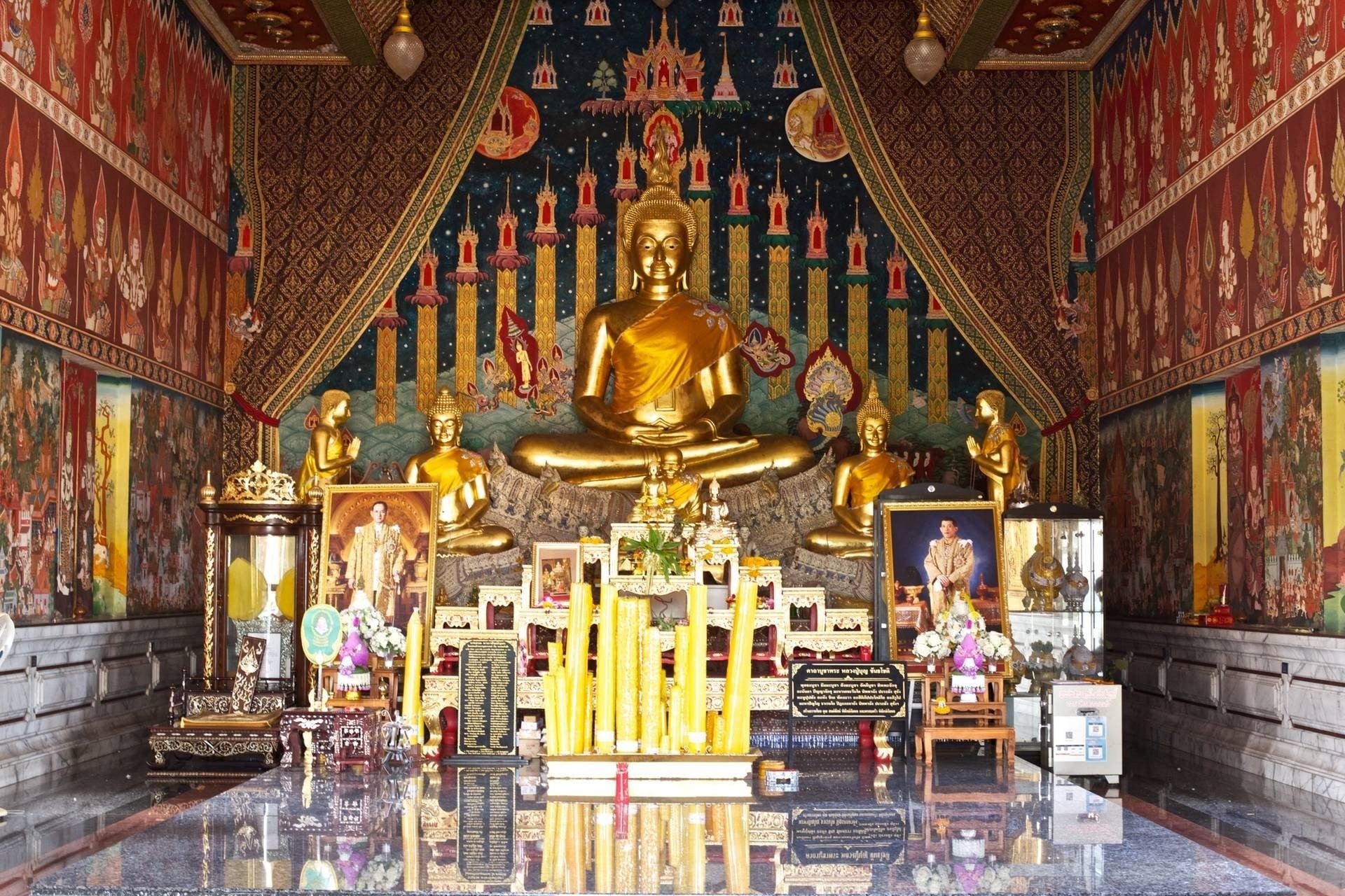 บรรยากาศภายในวัดกลางบางแก้ว ที่เที่ยวในนครปฐม