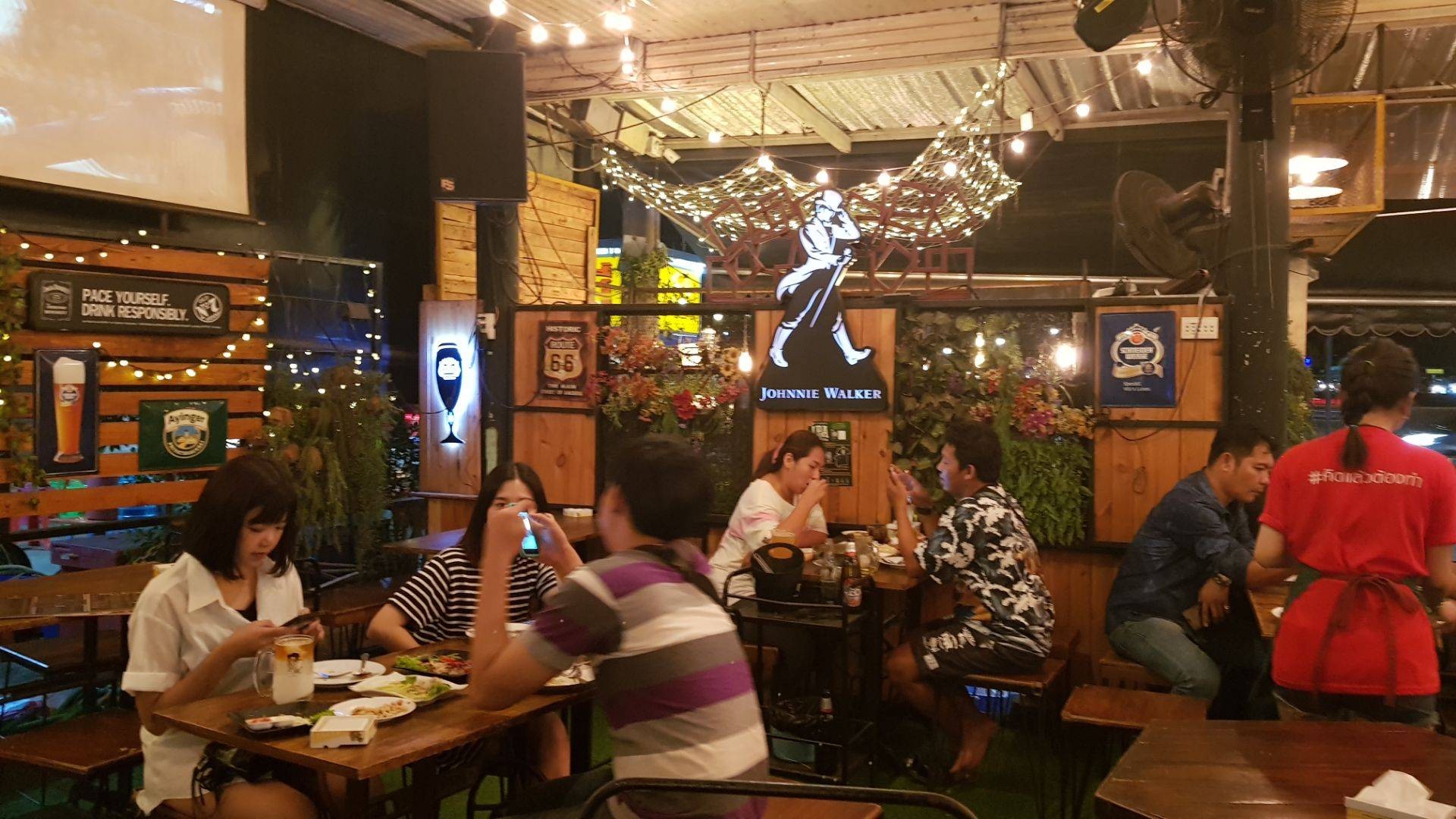 รีวิว Kin Do Funk - Popular pub with good variety of beers to spend evening
