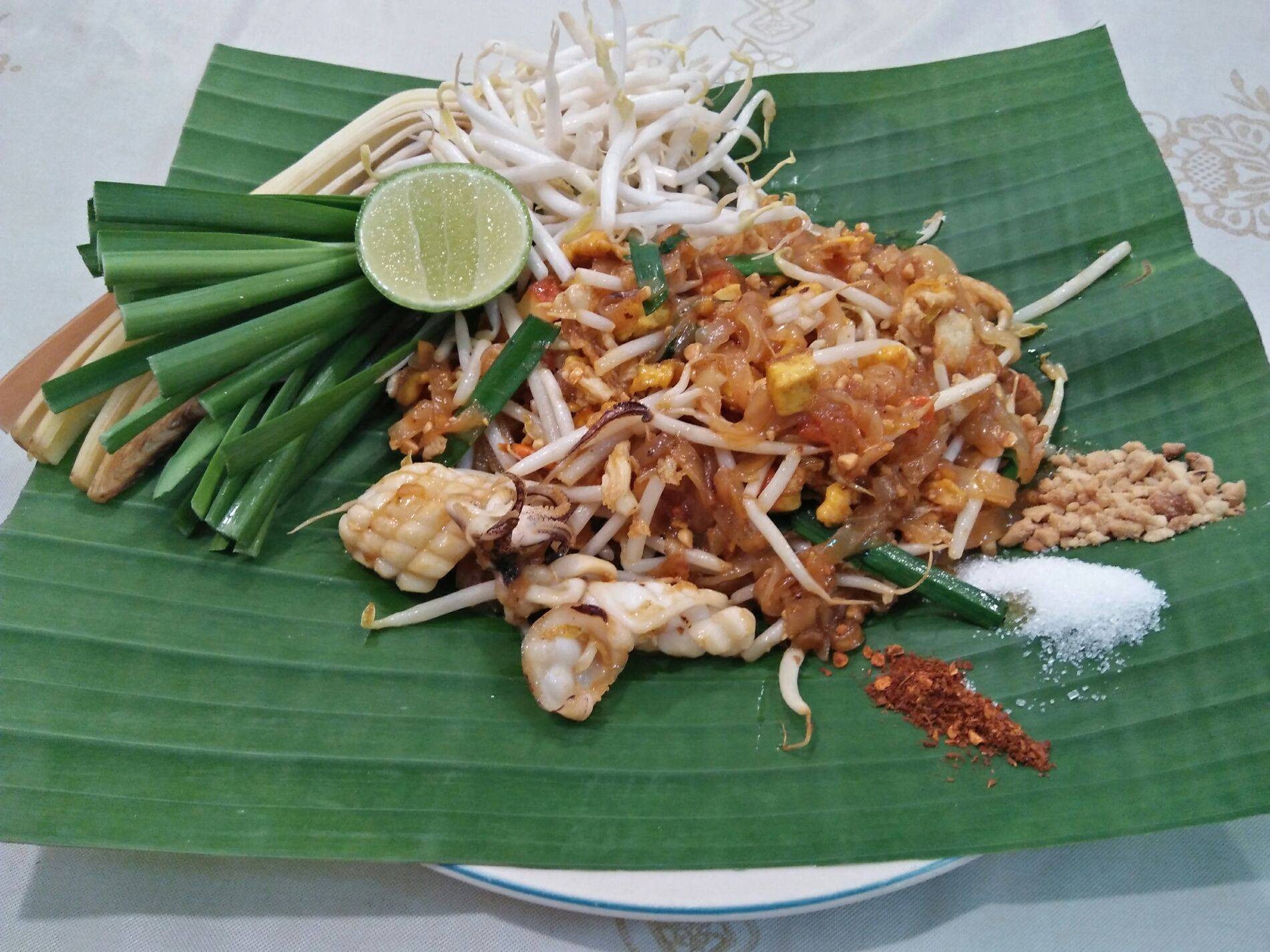 รีวิว ผัดไทวารีย์ - ชอบผัดไทวุ้นเส้นคืออร่อยมาก - Wongnai