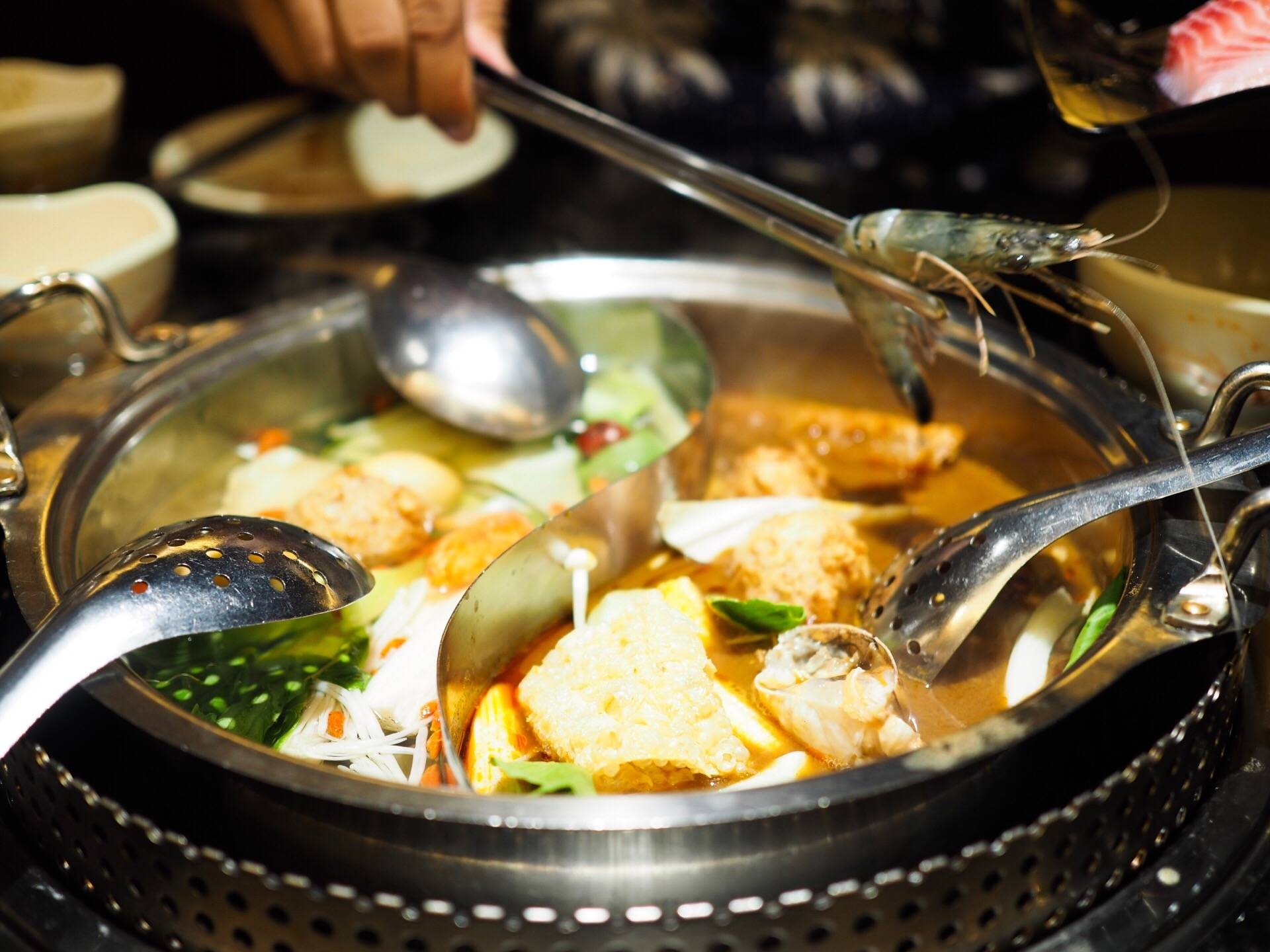 รูป Mala Yuanyang Hot Pot Ximen Wongnai