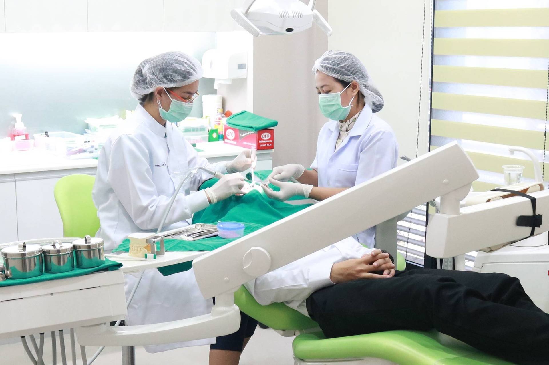 รูป KU Dent Dental Care KU Avenue Wongnai