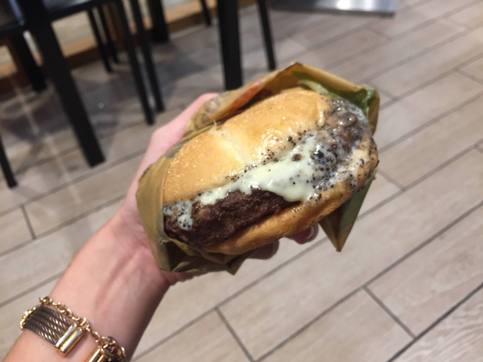 รีวิว Burger King เดอะ สตรีท รัชดา Truffle seasonings Wongnai