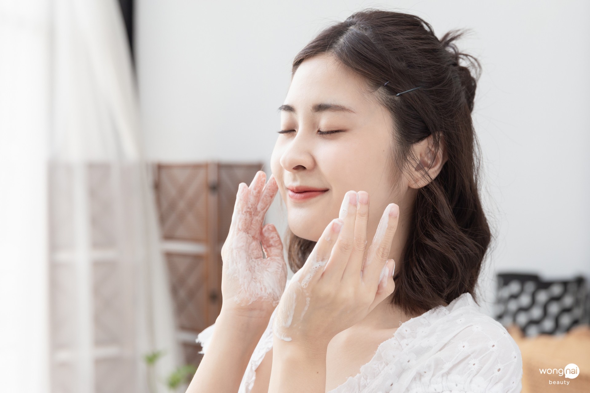 โฟมล้างหน้าลดสิว acnes ผิวแพ้ง่าย