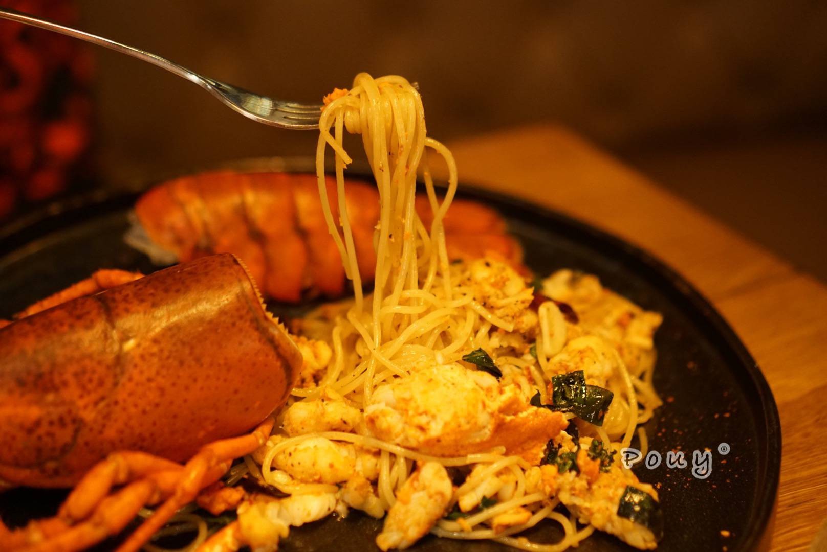 Whole Lobster Aglio Olio Spaghetti • เส้นลวกaldente ร้าน Lobster & Oyster Wongnai