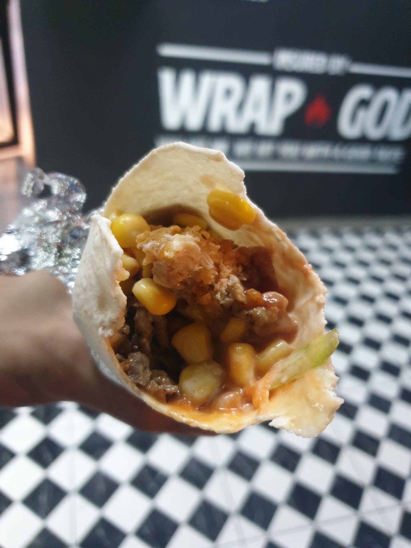 รีวิว Wrap God บางรัก เคบับและอาหารเม็กซิกัน ที่รสชาติถูกปากคนไทย