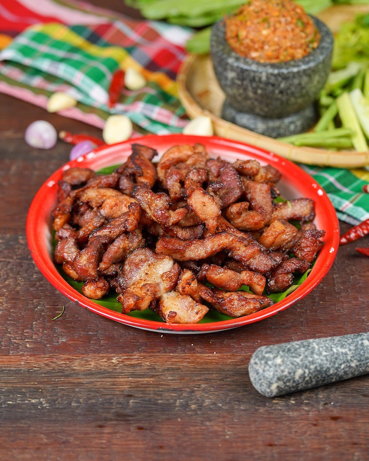 หมูทอดแจ่วปลาร้าบอง