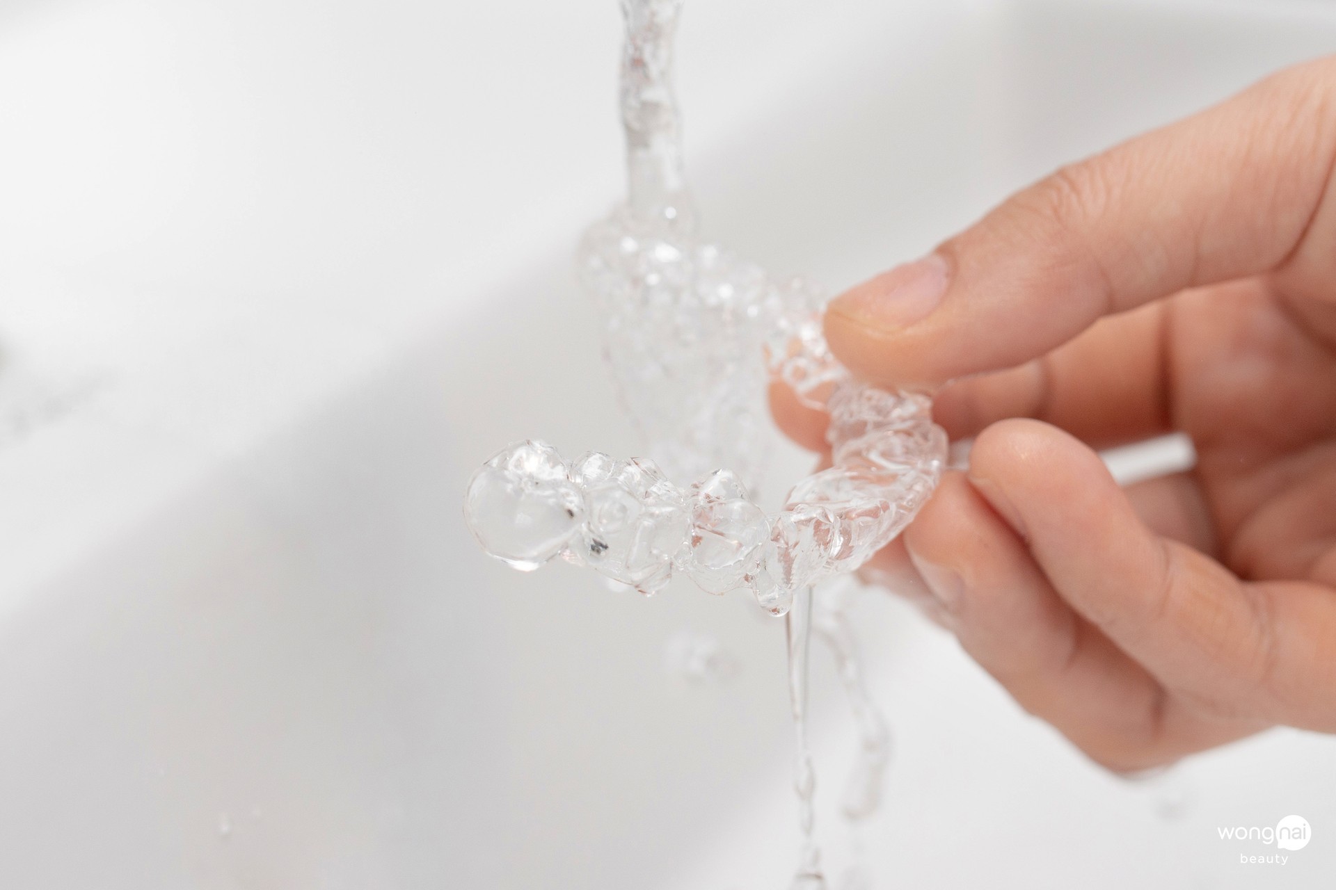 จัดฟันใส Zenyum แก้ฟันเหยิน