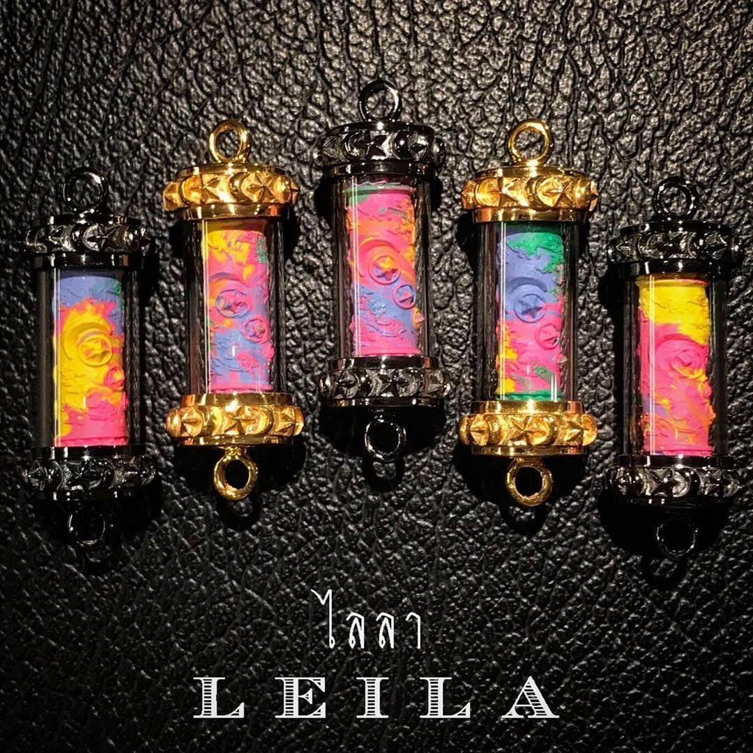 แปดเซียนราชาโชค เลยค่ะ ด้วยเลข 8 สื่อถึงความโชคดี และเซียนที่คอยอุปถัมภ์ให้โชค จะทำให้เราข้ามปัญหาอุปสรรคไปได้ง่าย