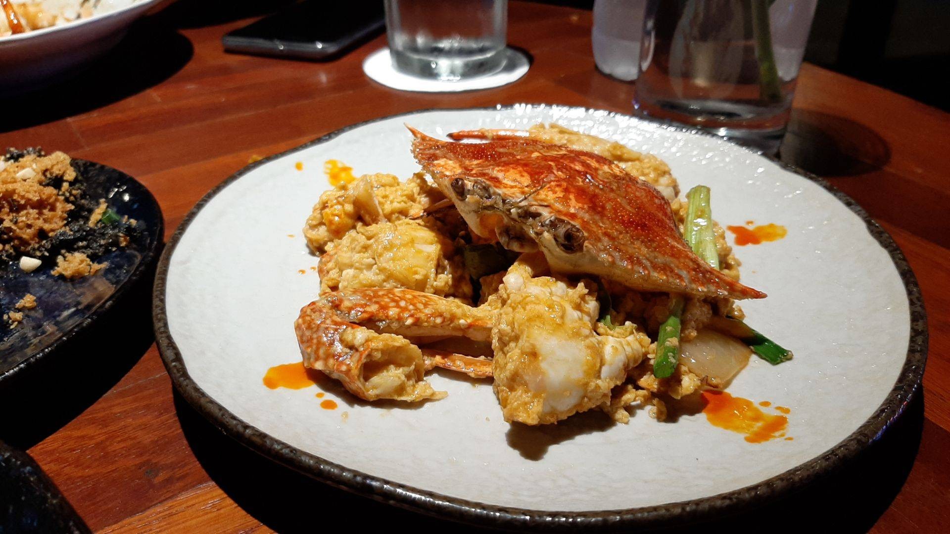 รีวิว Ross Kitchen at Akara Bangkok อนุสาวรีย์ชัยสมรภูมิ รางน้ำ บุ