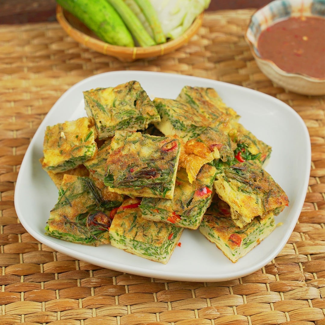 ไข่เจียวใบชะคราม