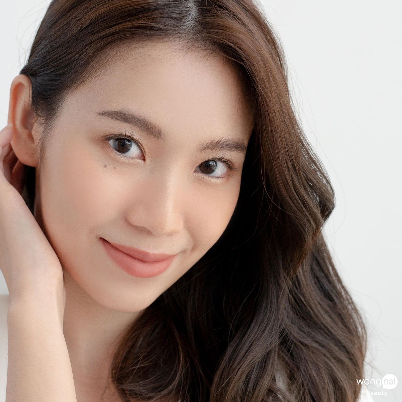Before After แอปแต่งรูป Makeup Plus