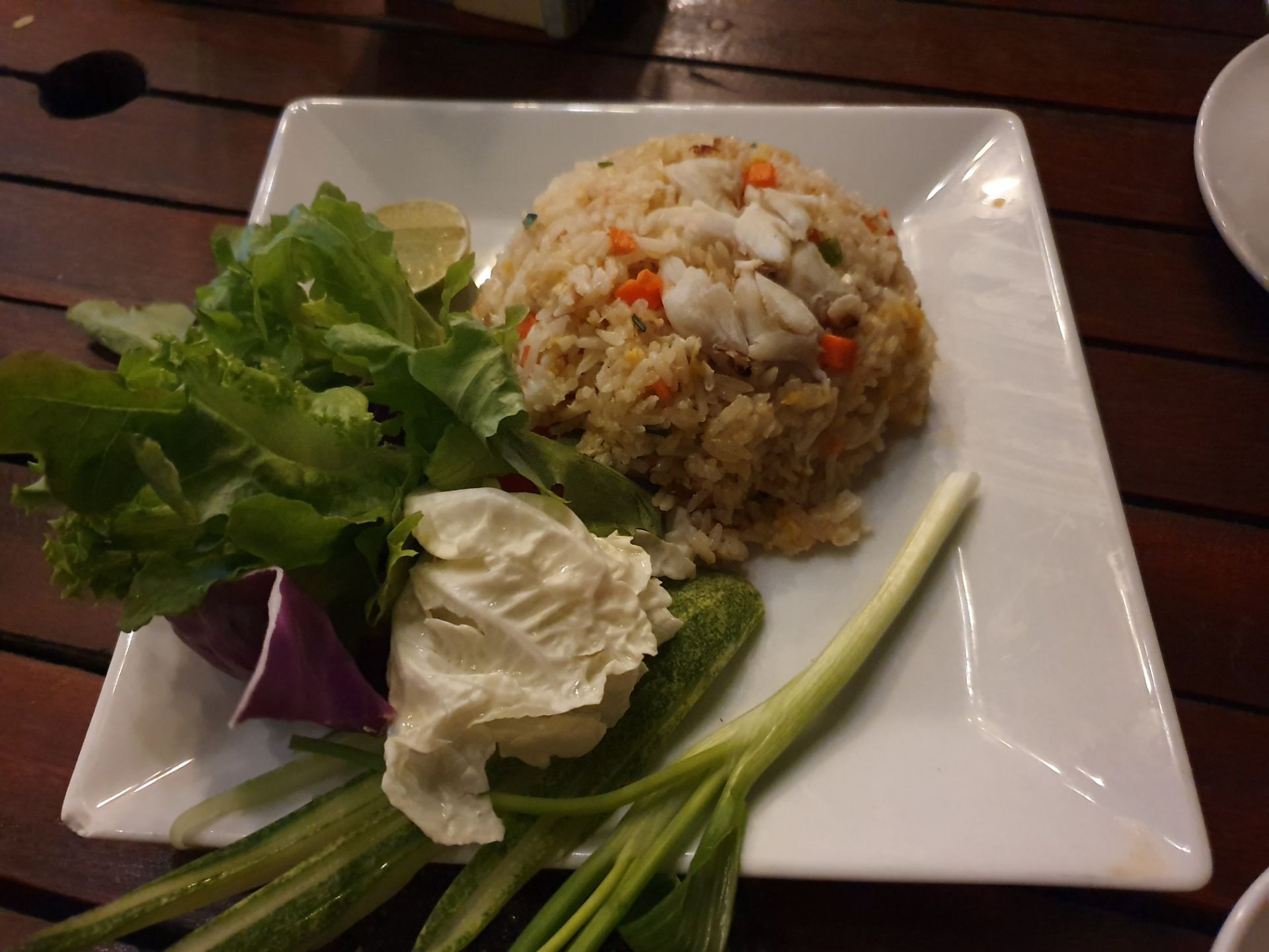 ข้าวผัดมันปู ร้าน Loft Restaurant & Bar