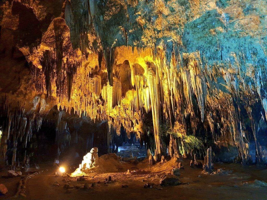 ถ้ำเขาบิน สถานทีเที่ยวราชบุรี