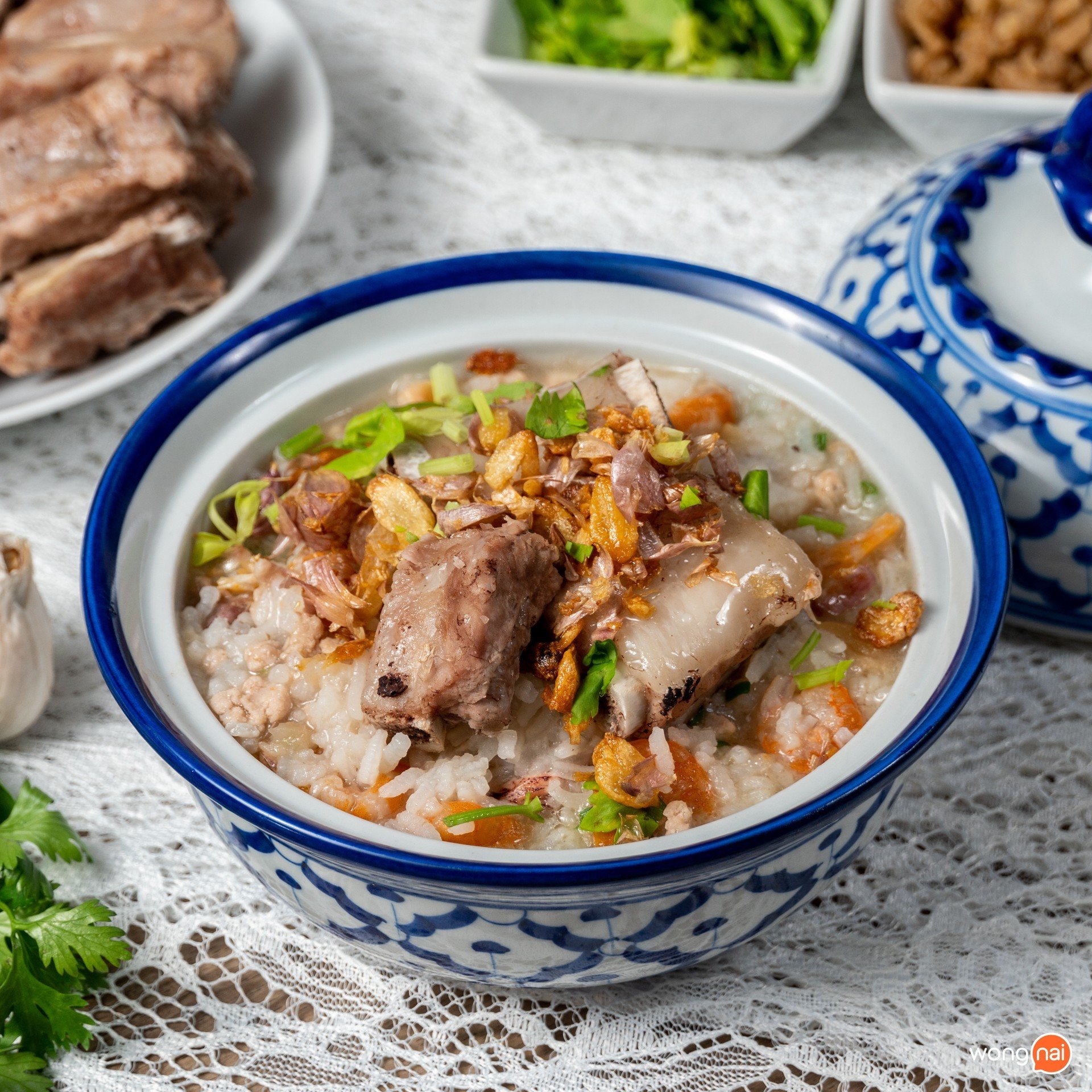 ข้าวต้มเครื่องโบราณ