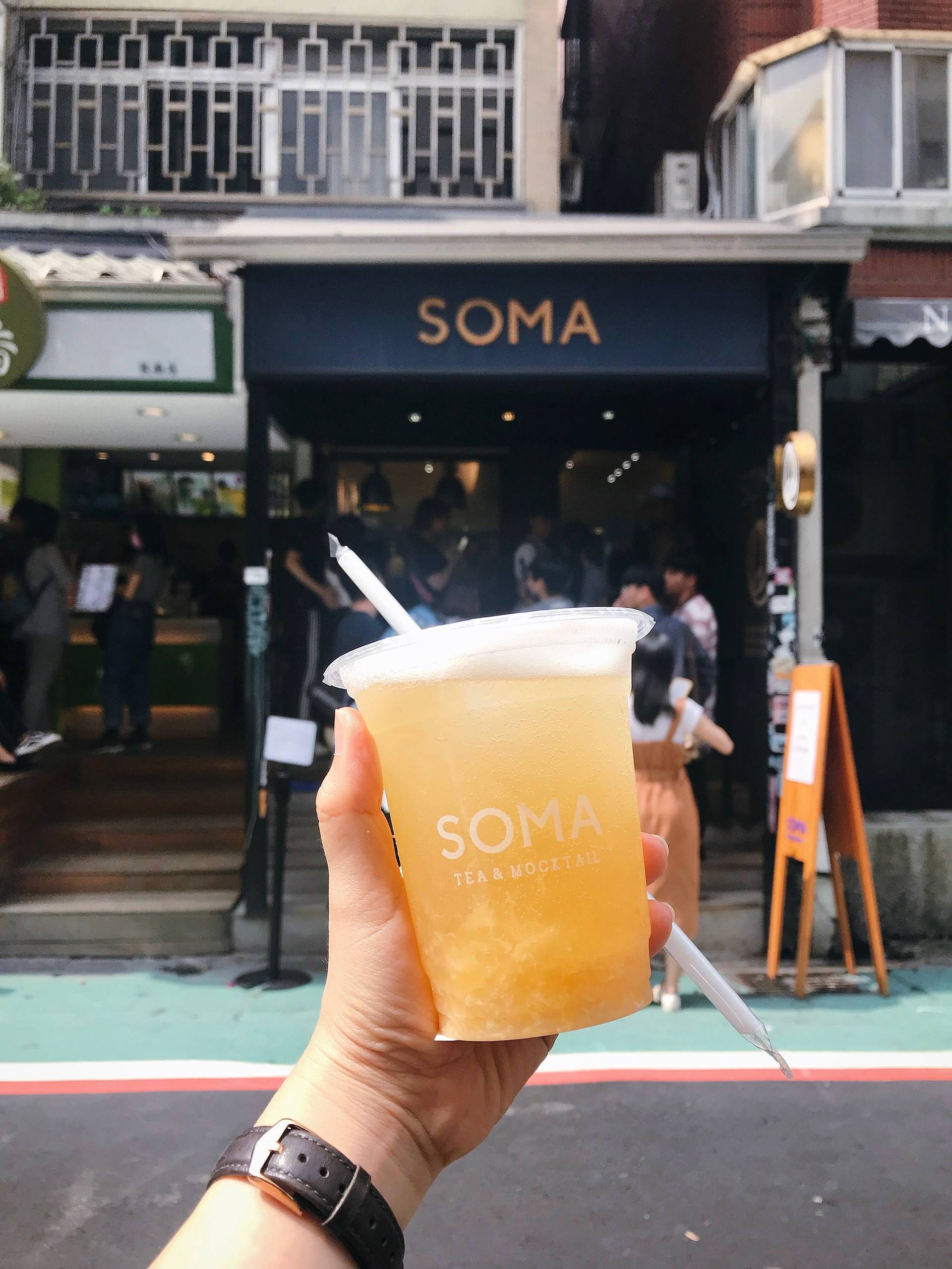 รีวิว Soma milk tea Zhongxiao - Tea & Mocktail คาเฟ่สไตล์ใหม่ไต้หวัน
