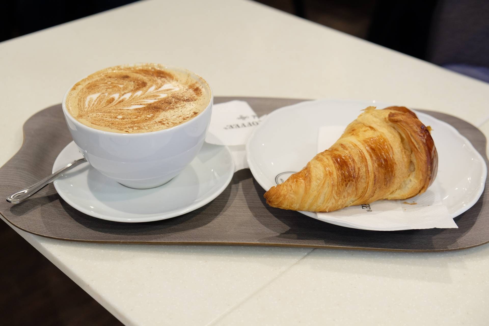 ร้าน Robert’s Coffee Helsinki Central Station รีวิวร้านอาหาร Wongnai