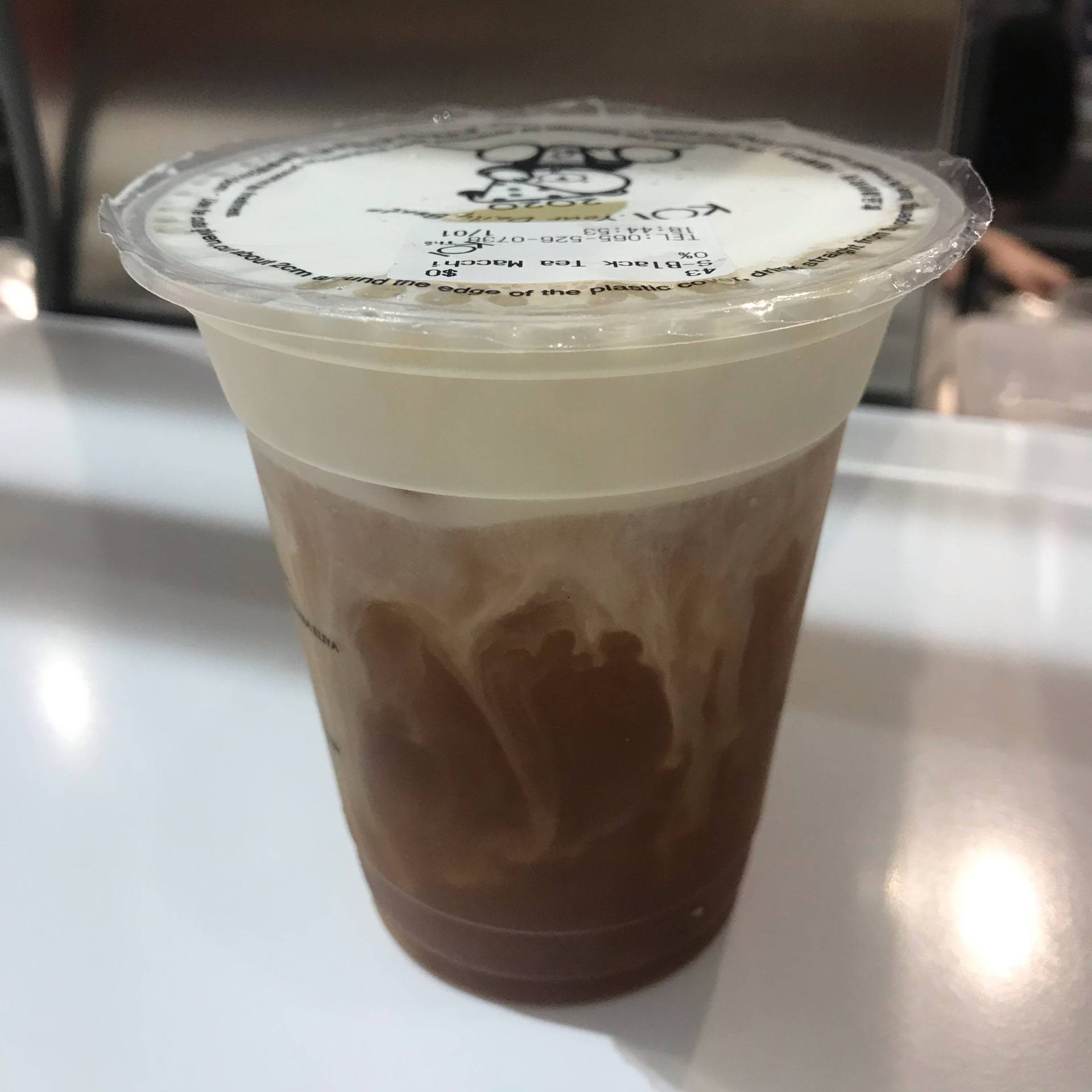 รีวิว KOI The' Mega Bangna Black tea macchiato อร่อยดีครับ
