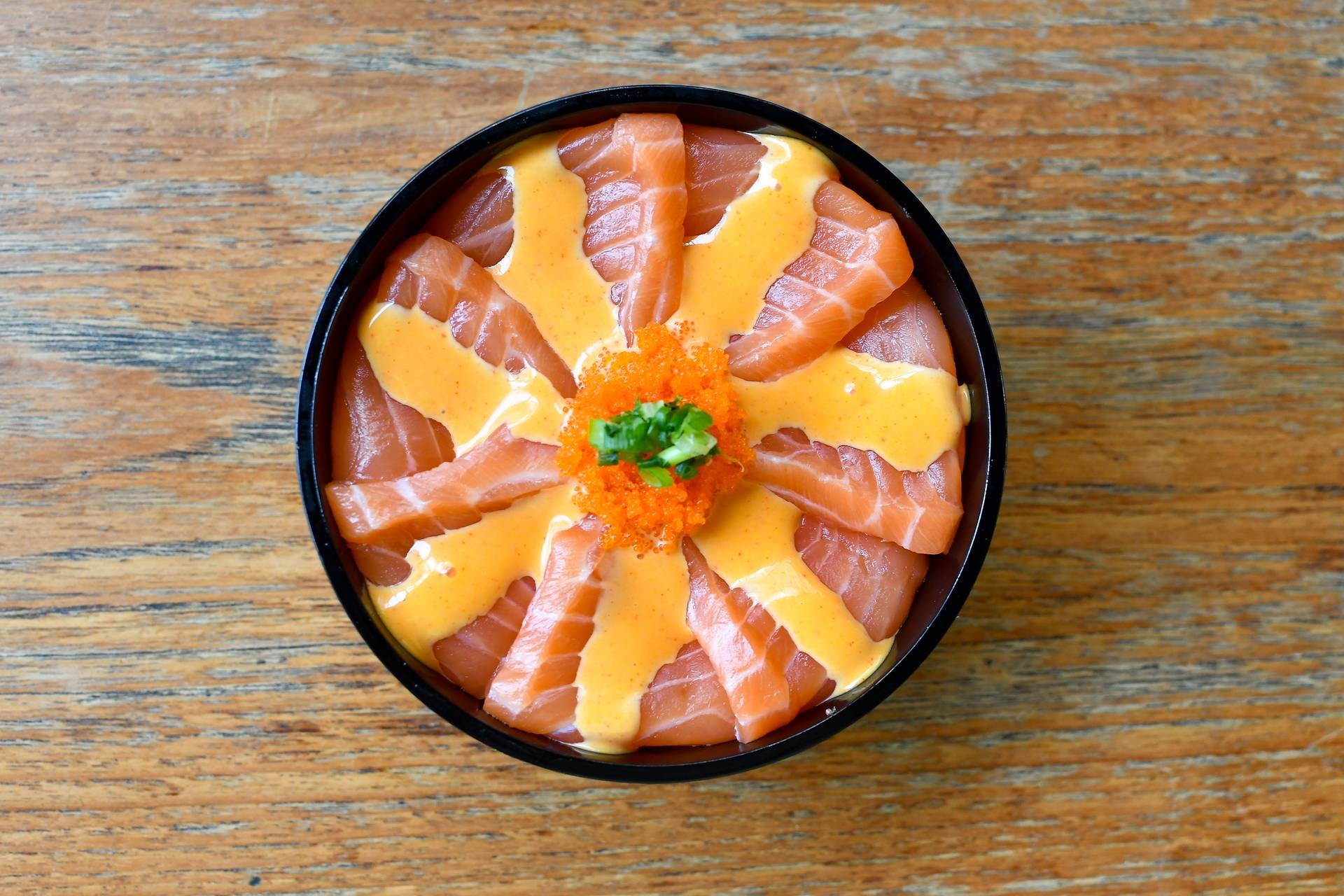 Salmon Spicy Volcano Donburi • Salmon Spicy Volcano Donburi ร้าน Niku