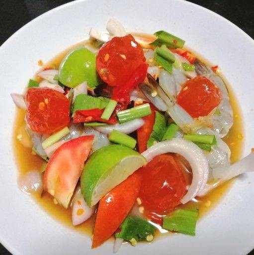 รีวิว ยำนัว Yum Nua ส้มตำรสชาติแย่มาก
