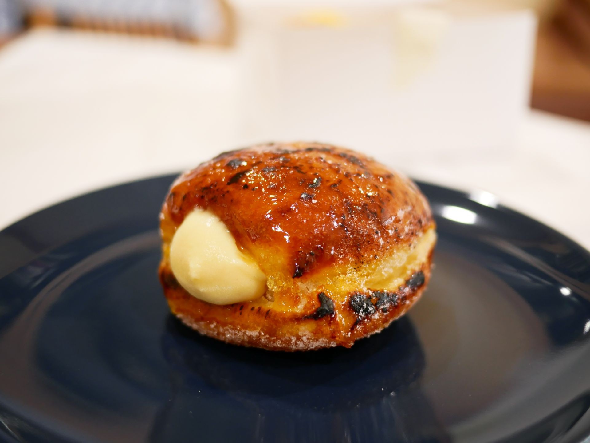 รีวิว Brassica Doughnuts เอกมัย Crème brûlée Donut ดีงาม