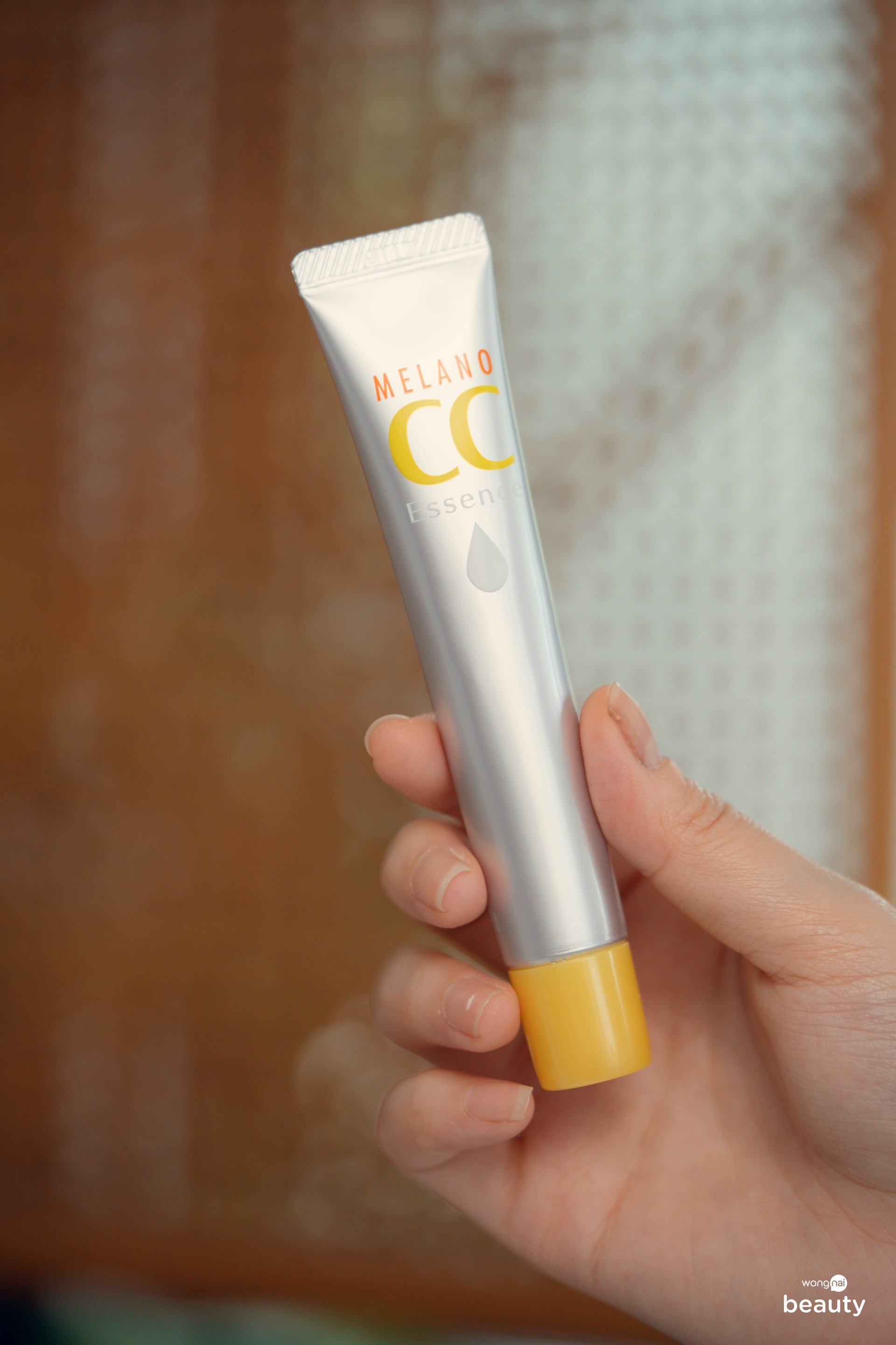 Melano CC Vitamic C Brightening Essence