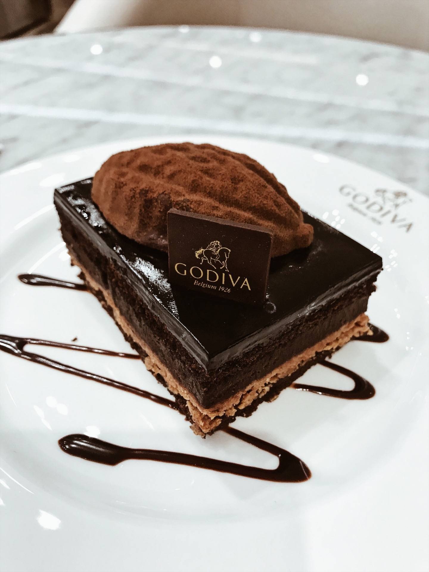 Godiva Hong Kong Launches Chocolate Pastries