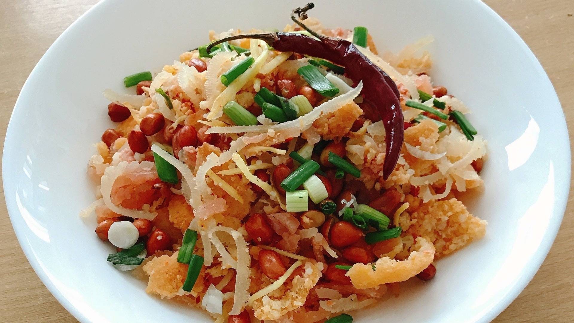 ยำแหนมข้าวทอด กะเพรา ต้มยำ เกตเวย์ เอกมัย - สั่งอาหารเดลิเวอรี ...