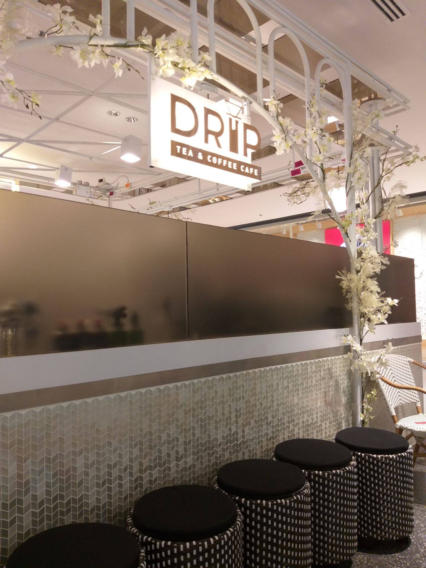 รีวิว DRIP Tea & Coffee Cafe centralwOrld กาแฟไทย single origin จาก