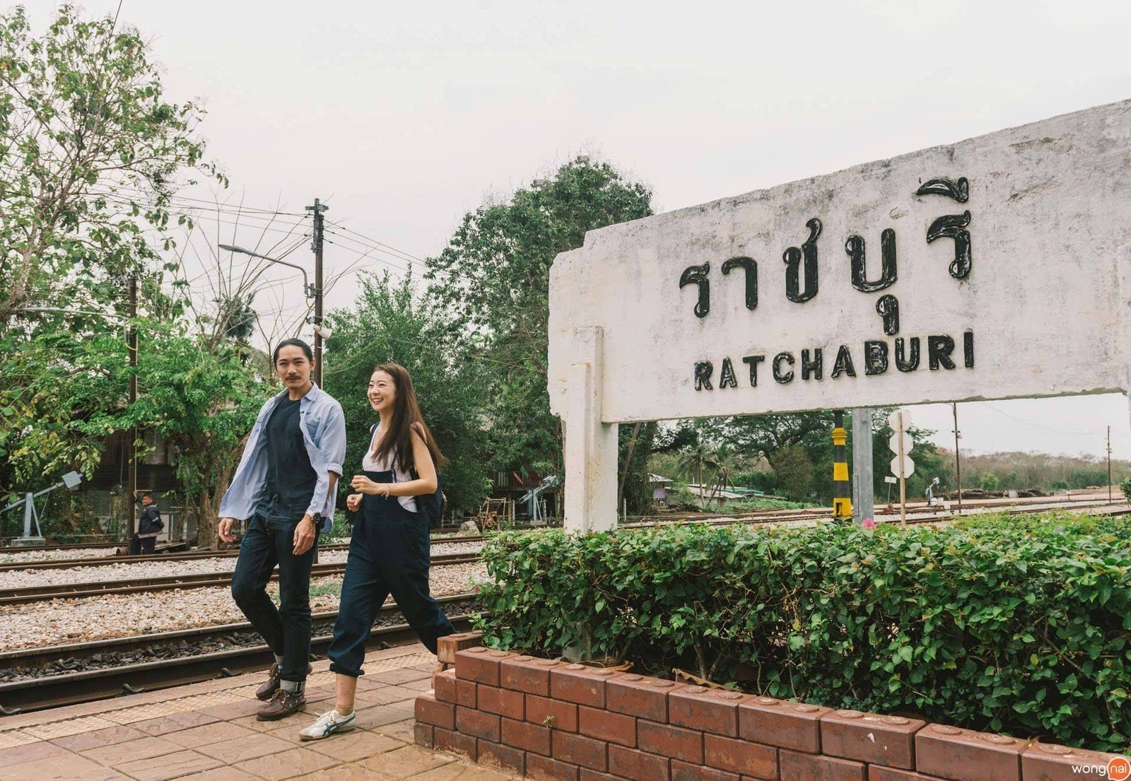 นั่งรถไฟไปเที่ยวสถานีรถไฟราชบุรี