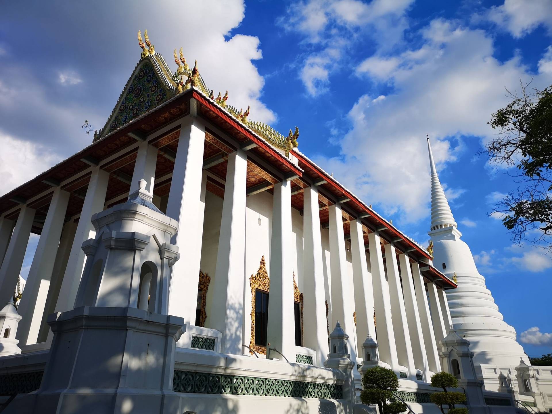 รีวิว วัดเฉลิมพระเกียรติ - วัดแถวท่าน้ำนนท์