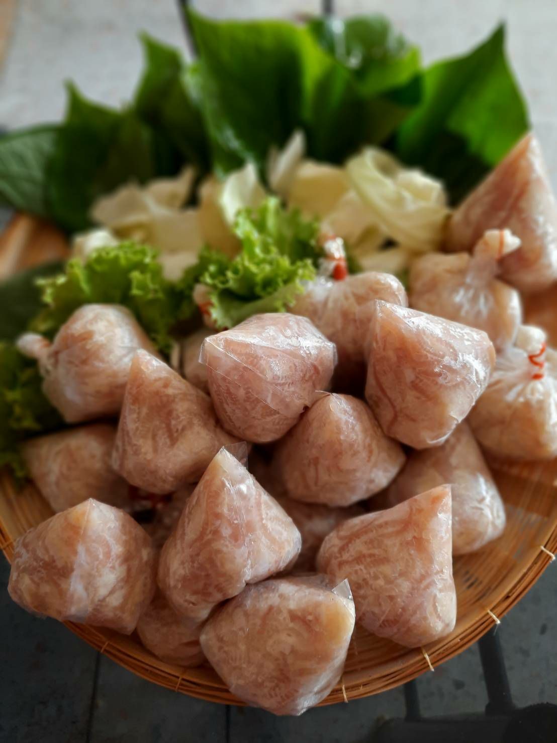 รีวิว ยำแหนมในตำนาน - ทำเองทุกขัฝั้นตอน