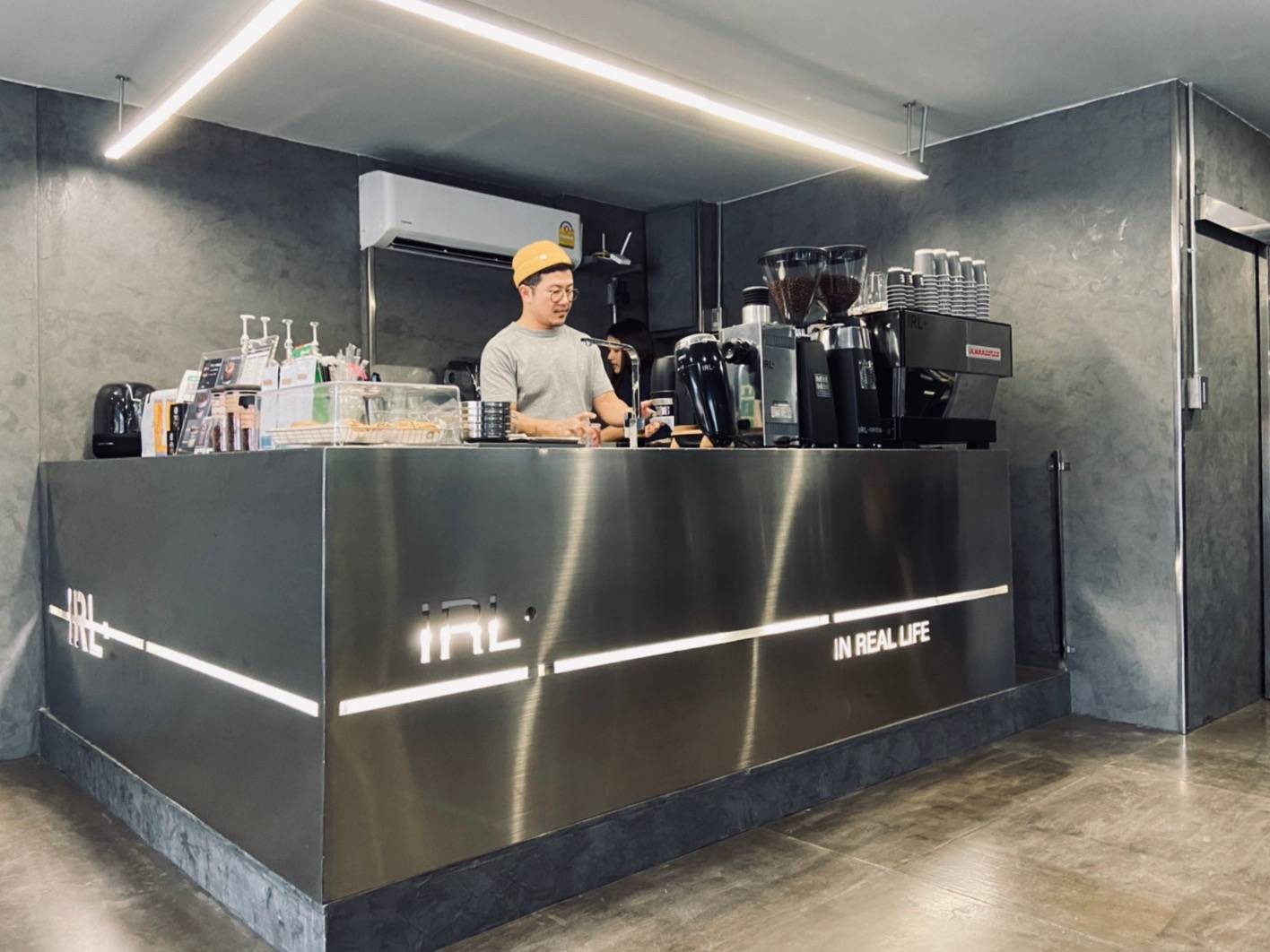 รีวิว IRL Coffee Bar ไอ อาร์ แอล คอฟฟี่ บาร์ - กาแฟดีค่ะ - Wongnai