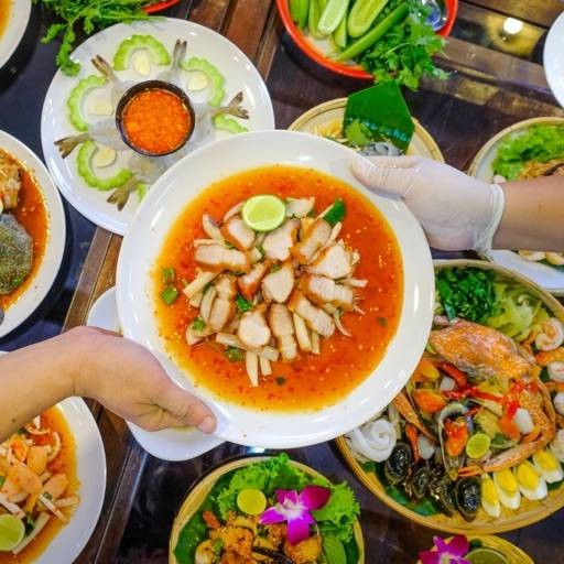 ร้าน ยำวัดใหญ่ | รีวิวร้านอาหาร