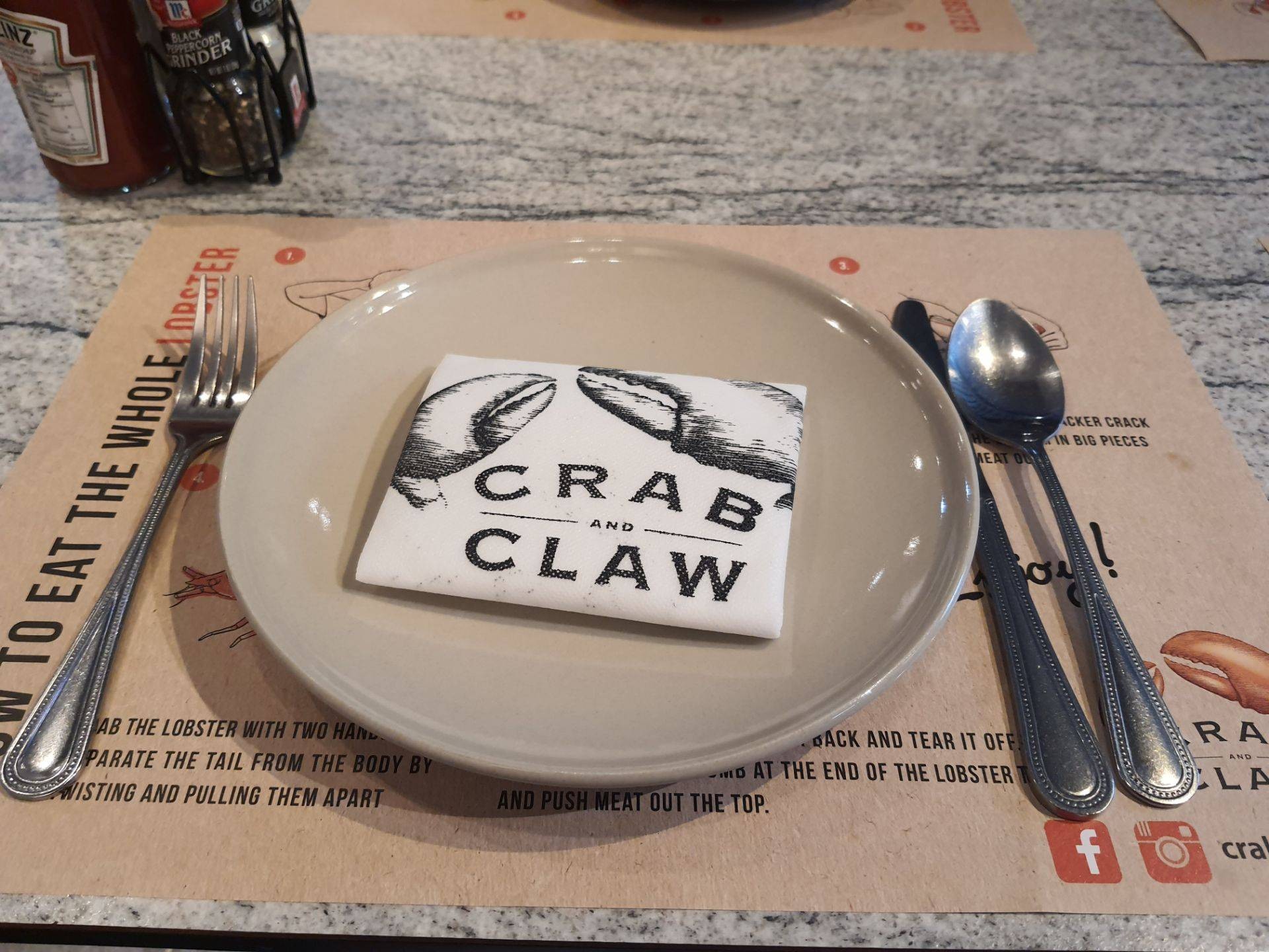 รีวิว Crab and Claw สยามพารากอน ล็อบเตอร์เด็ด บริการดี ถูกกกกกก