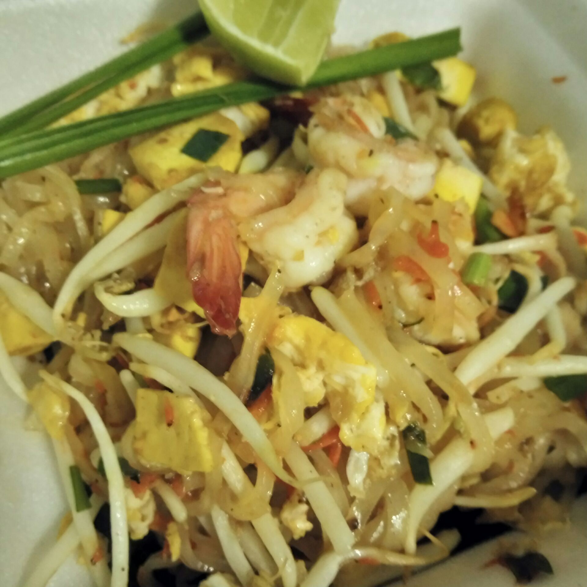 รีวิว ผัดไทอรุโณทัย