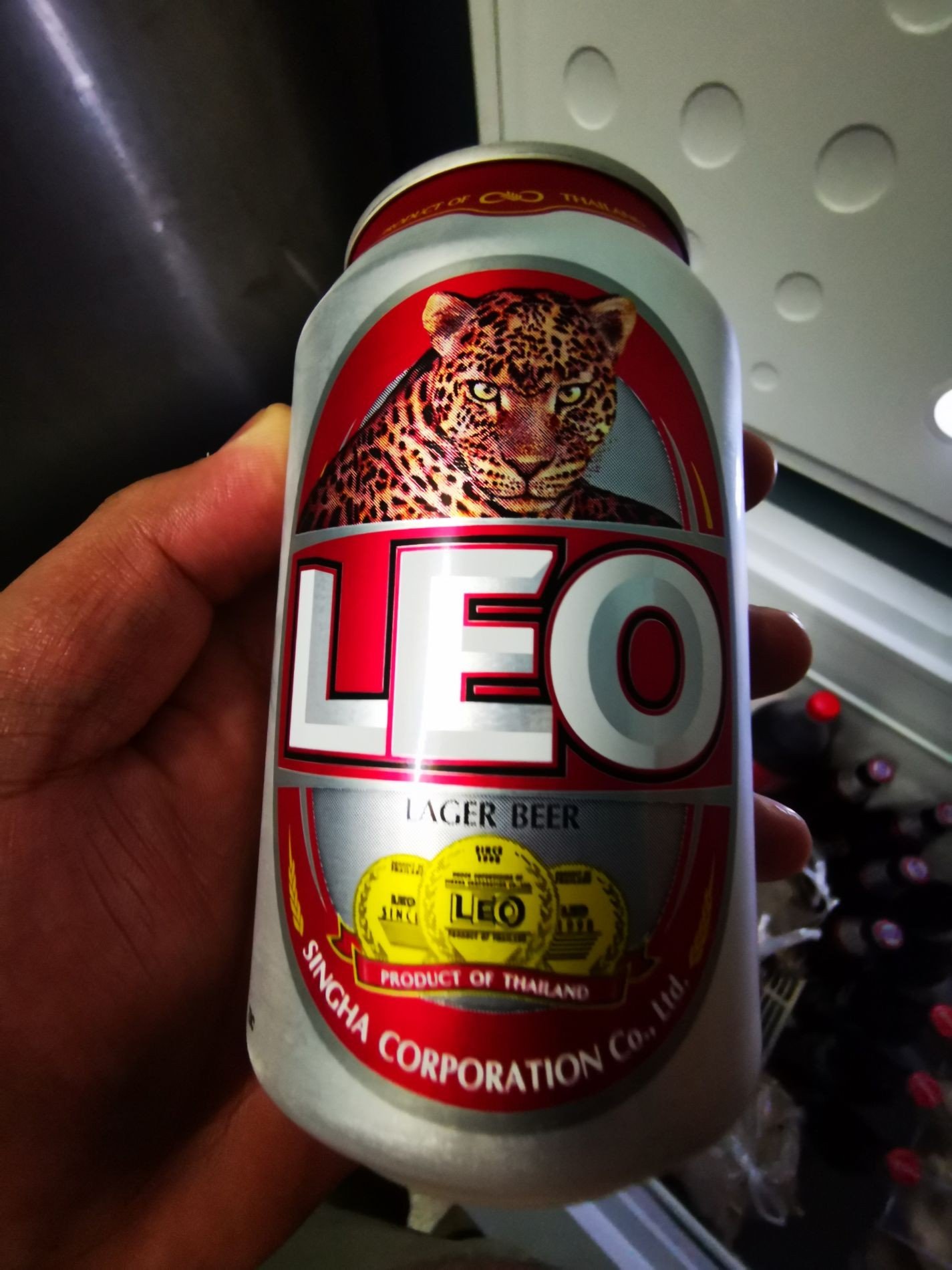 leo กระป๋อง