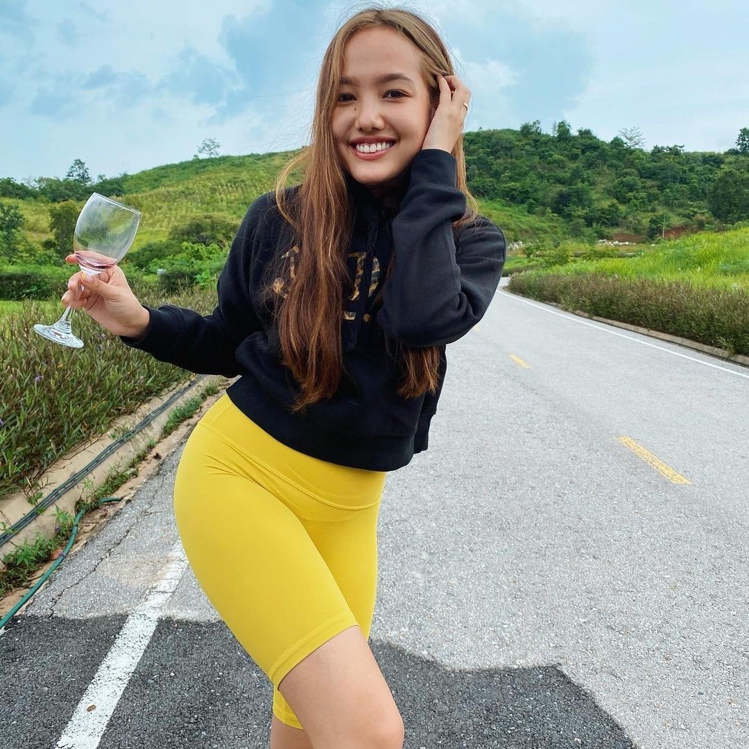 ไอเดียแต่งตัวหน้าหนาว เสื้อฮู้ด