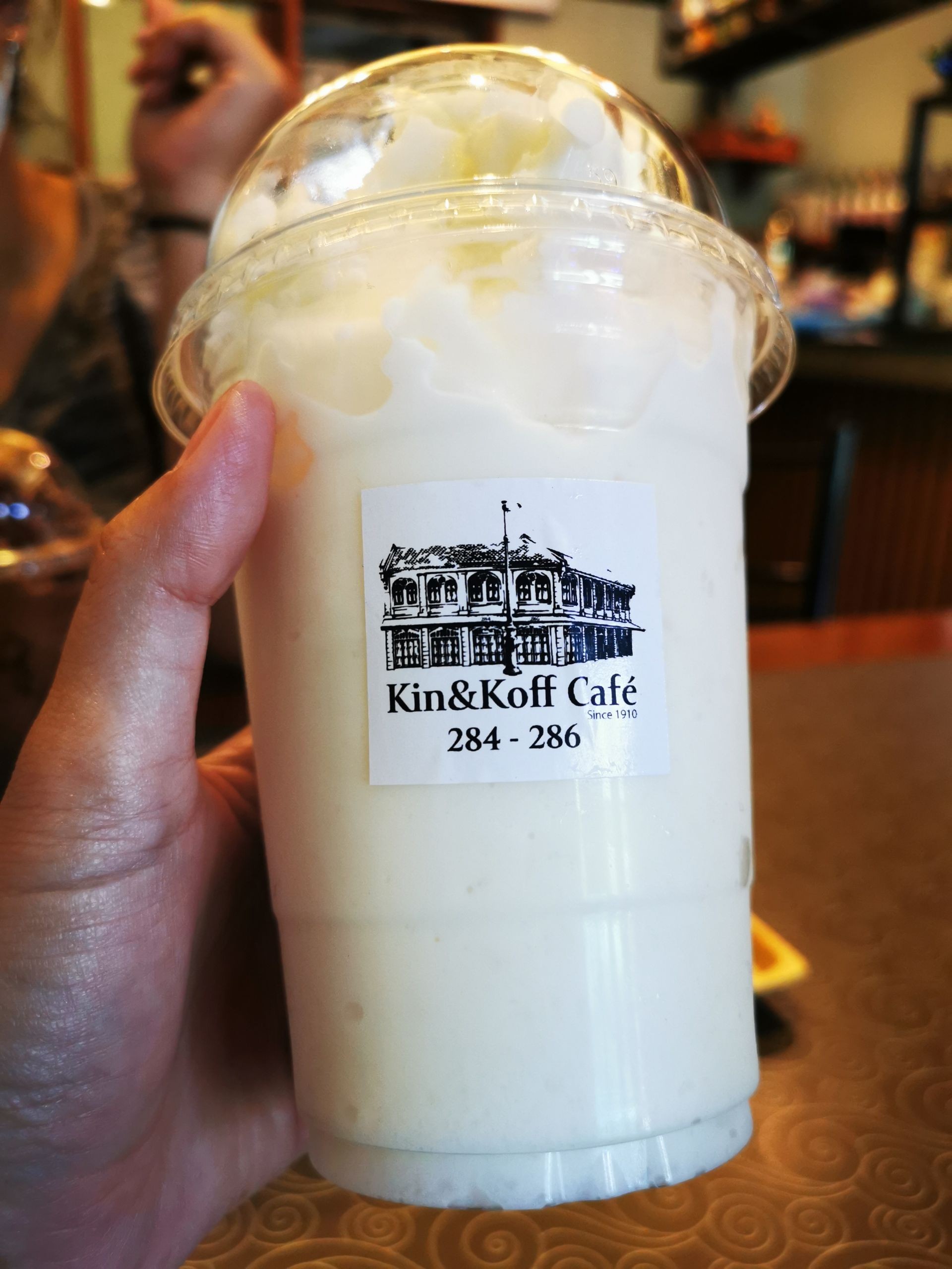 รีวิว Kin&Koff Cafe' - บรรยากาศน่ารักของร้าน+กับรสชาติเครื่องดื่มที่มี ...